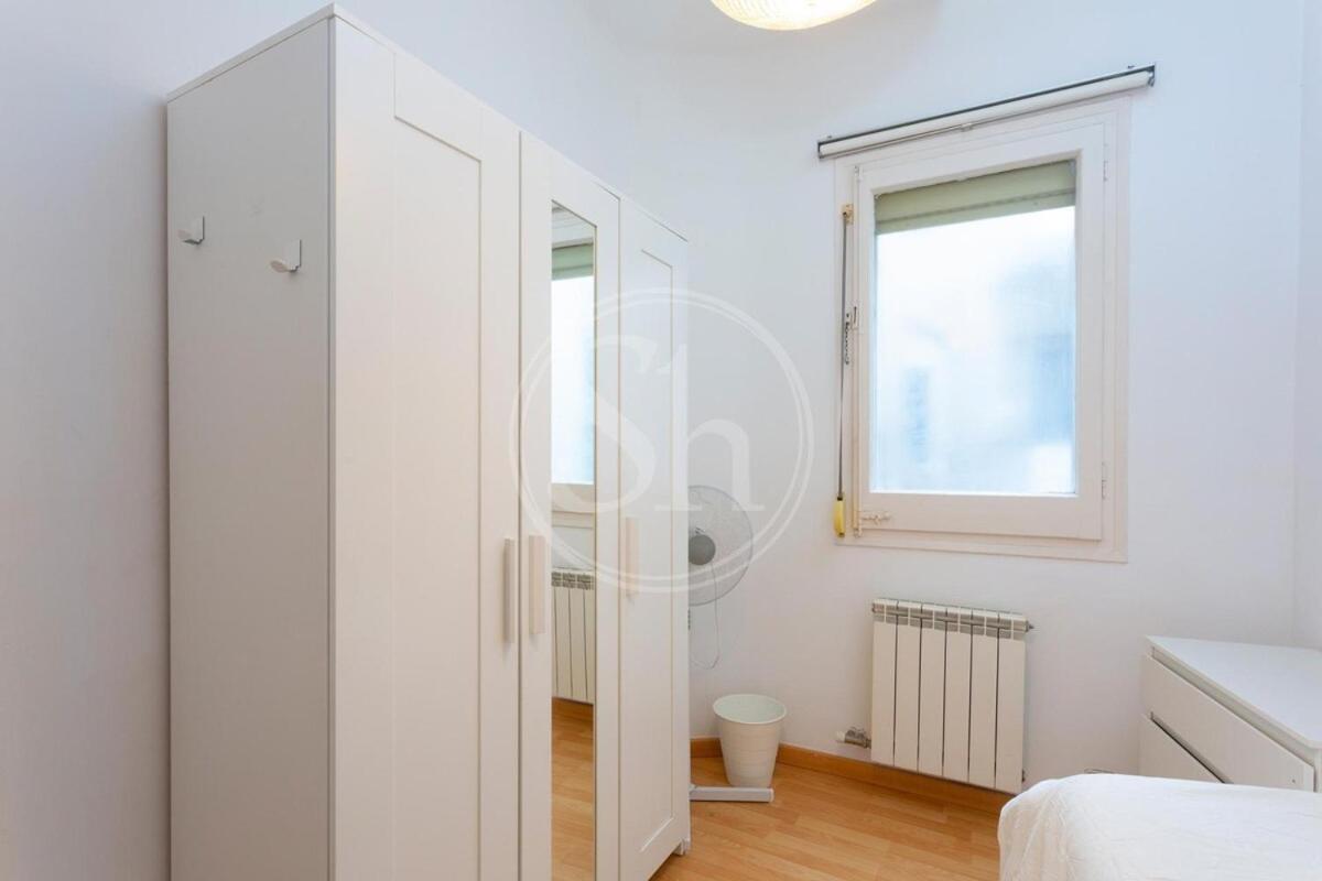 Apartamento Familiar En Avdiagonal Barcelona Bagian luar foto